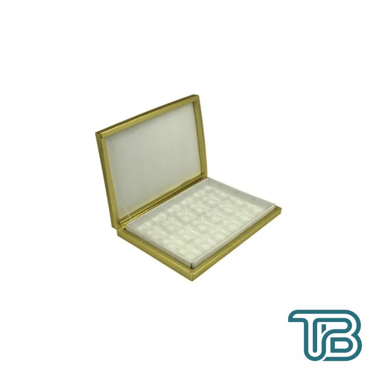 Karton Çikolata Kutusu 24 lü Separatörlü 23.4X31.5 CM Altın - Eminönü ToptanS | Ticaretin Kalbinden